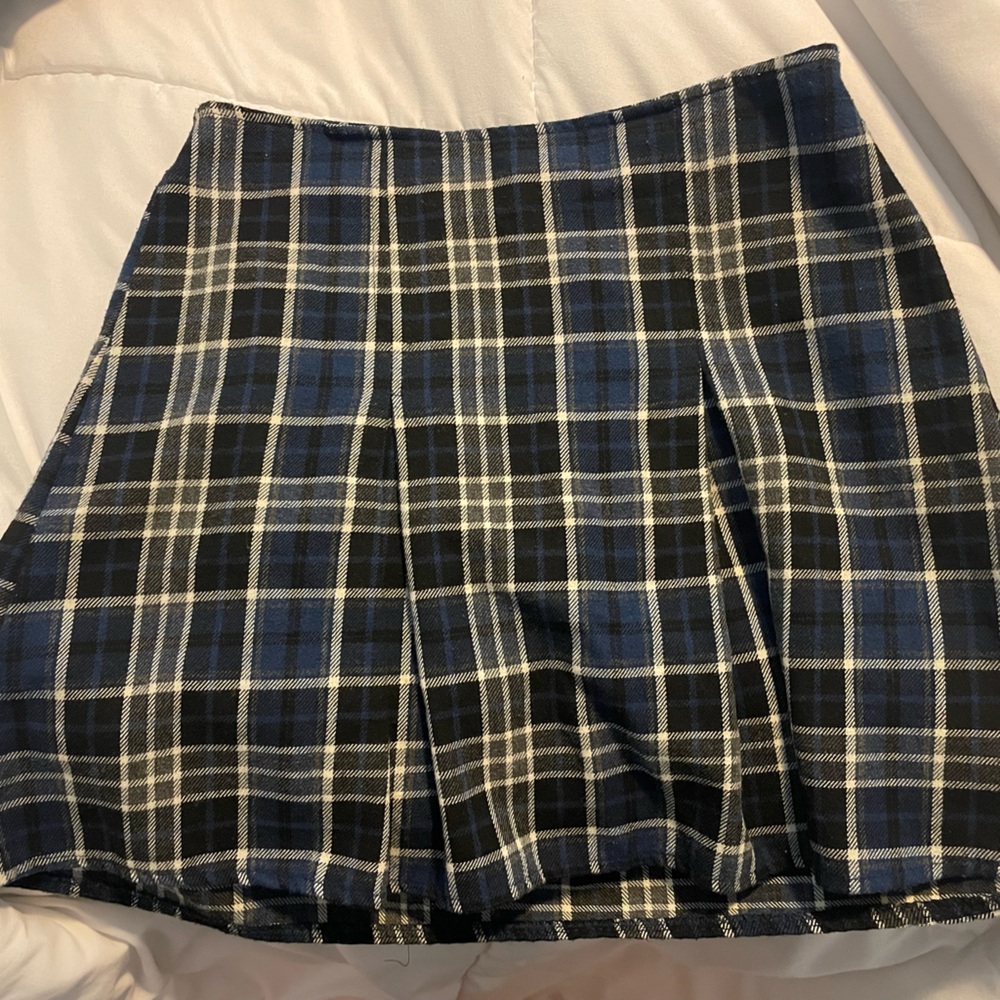 Brandy Melville Pleated Plaid Skirt